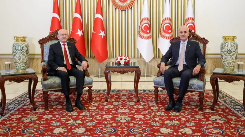 Numan Kurtulmuş-Kemal Kılıçdaroğlu 1 saat görüştü