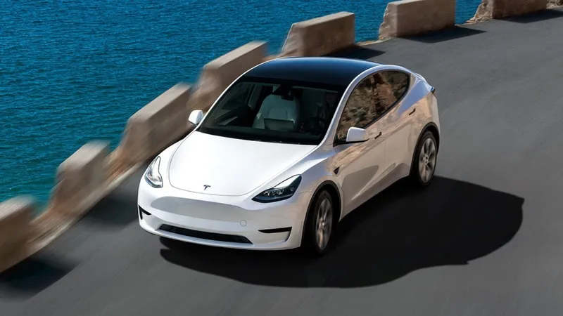 Tesla, araç işletim sistemine Grok yapay zekasını entegre etti