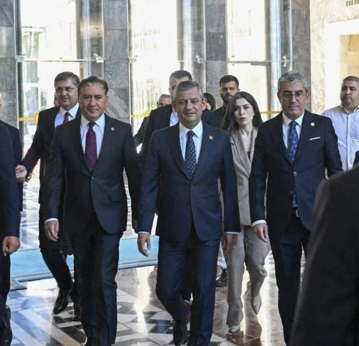 Yeni Parti'nin yol haritası: Kuruluş süreci, hedefleri ve merak edilenler