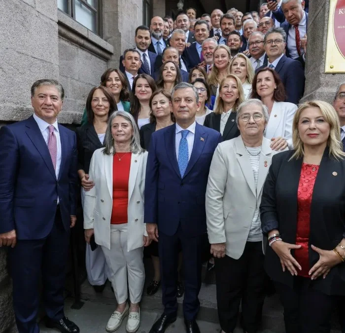 Yeni Parti'nin MYK kadrosu belli oldu