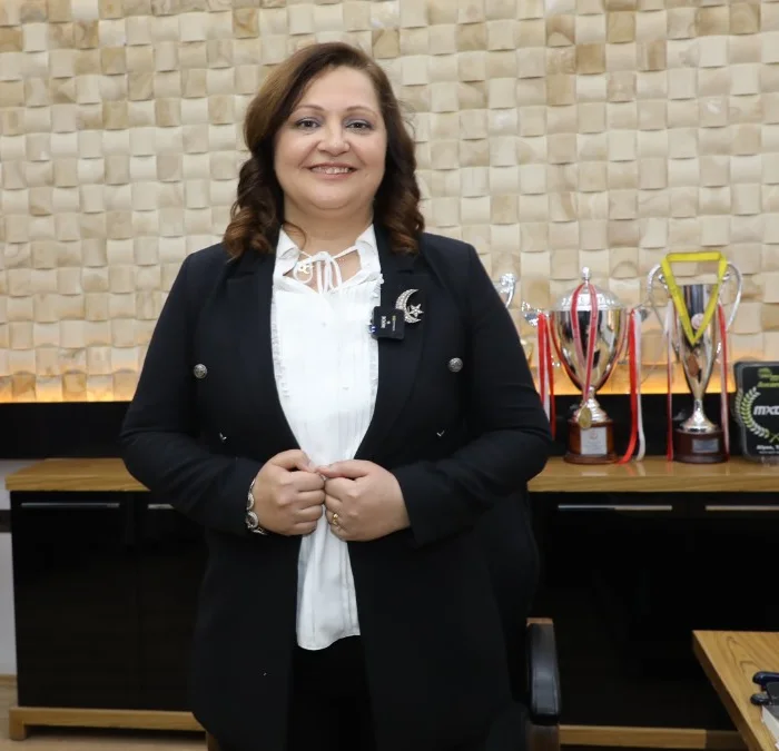 Burcu Köksal'ın WhatsApp durumunda belediye içi yazışmalar paylaşıldı