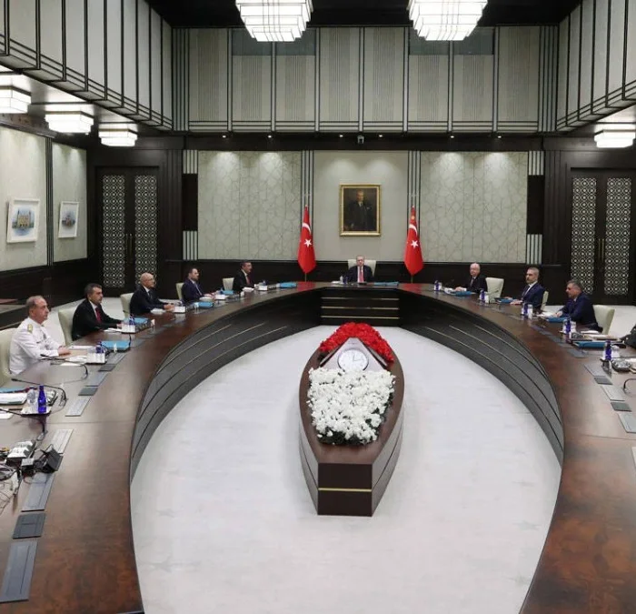 YAŞ kararıyla bir ilk: Özlem Karapınar Hava Kuvvetleri'nin ilk kadın paşası oldu