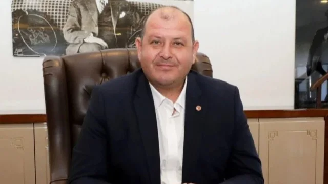 Menderes Belediye Başkanı İlkay Çiçek tutuklandı