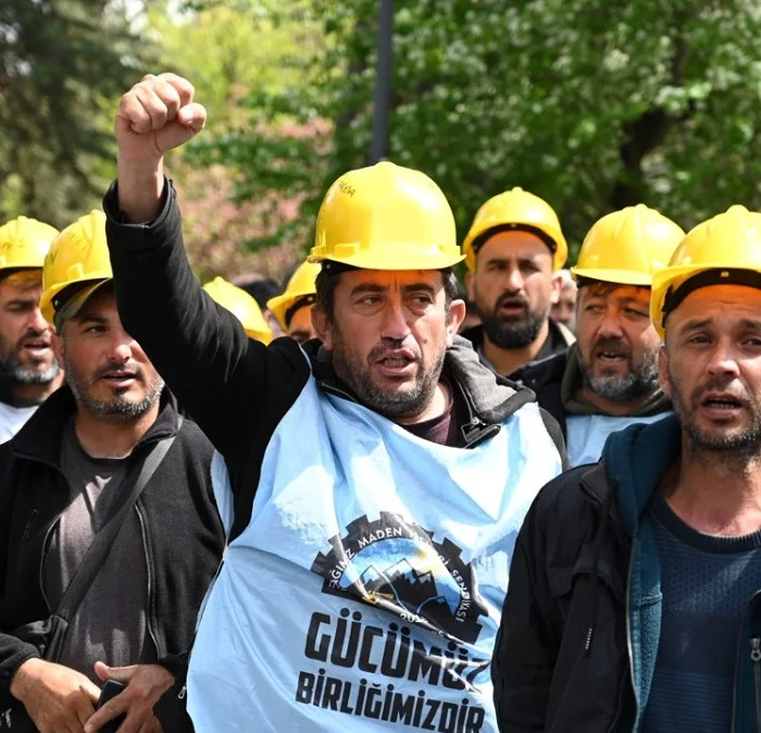 Eti Gümüş ve Doruk Madencilik işçileri Bakanlık önünde gözaltında
