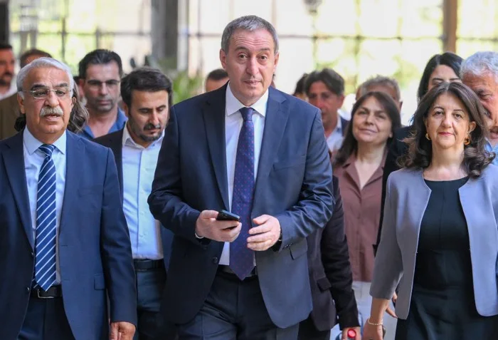 DEM Parti Eş Genel Başkanı Hatimoğulları: Çerçeve yasanın çıkması kadar uygulanması da hayati