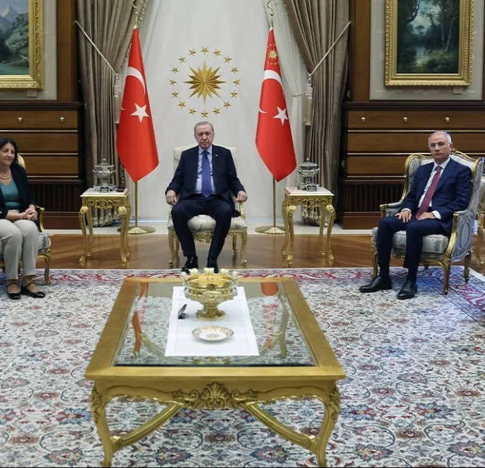 Erdoğan ile görüşen İmralı Heyeti’nden açıklama: “Sürecin kararlılıkla sürdürüleceği teyit edildi”