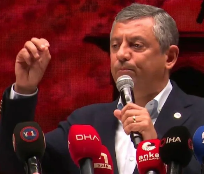 Özgür Özel Hacıbektaş’ta konuştu: “Kötülükten birlikte arınacağız”