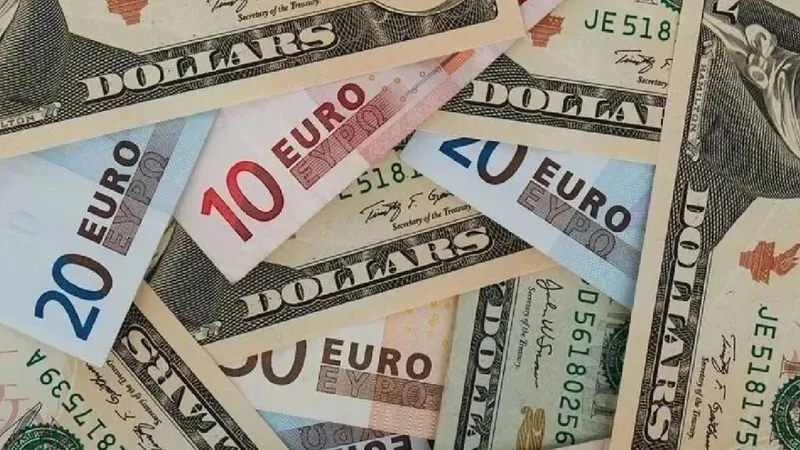 Dolar geriledi, euro yükseldi: Piyasalarda tahvil etkisi