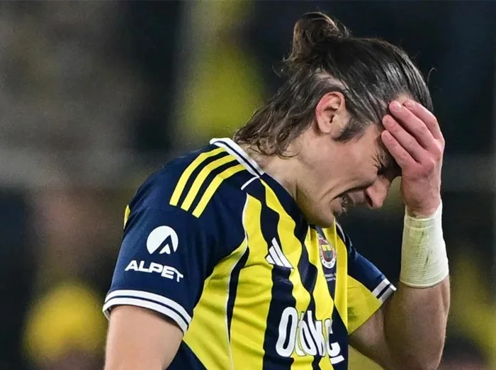 Fenerbahçe'de Çağlar Söyüncü için ayrılık kararı