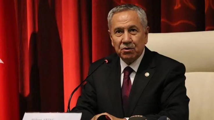 Bülent Arınç’ın yargı süreçlerine yaklaşımındaki değişim ve siyasi etkileri
