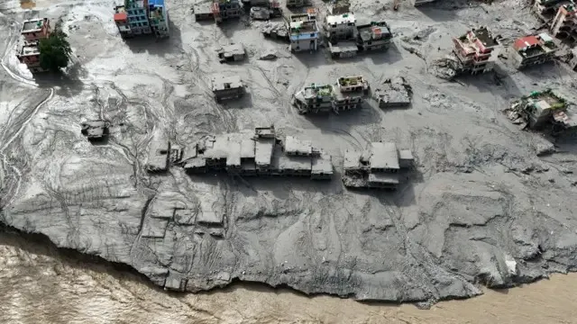 Nepal'deki sel felaketinde can kaybı 788'e ulaştı