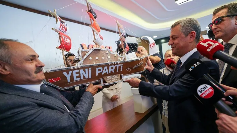 YENİ Parti 18 günde 600 bin üyeye ulaştı