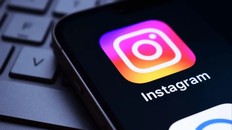Instagram, yapay zeka hesapları için yeni şeffaflık kısıtlamaları getirdi