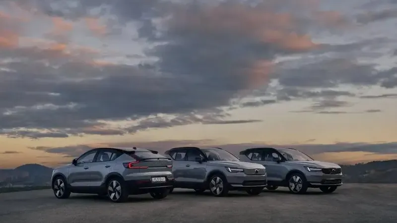 Volvo, XC40, EX40 ve EC40 modellerinde güncelleme duyurdu