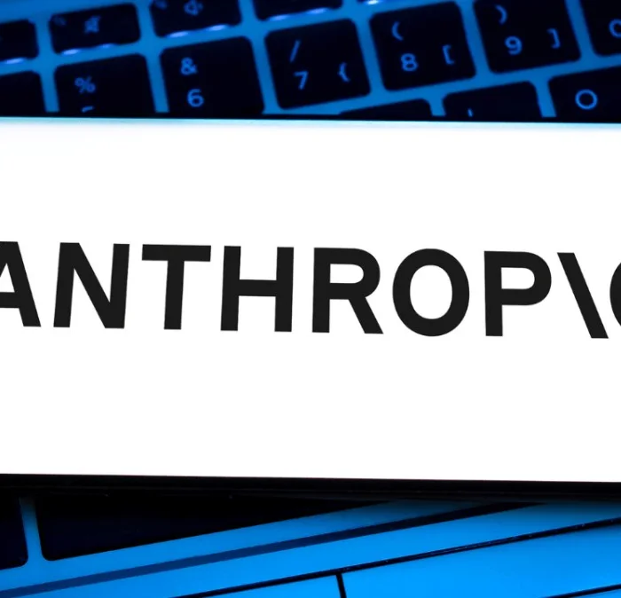 Anthropic biyoloji laboratuvarı ile ilaç araştırmalarına fiziksel boyut kazandırıyor