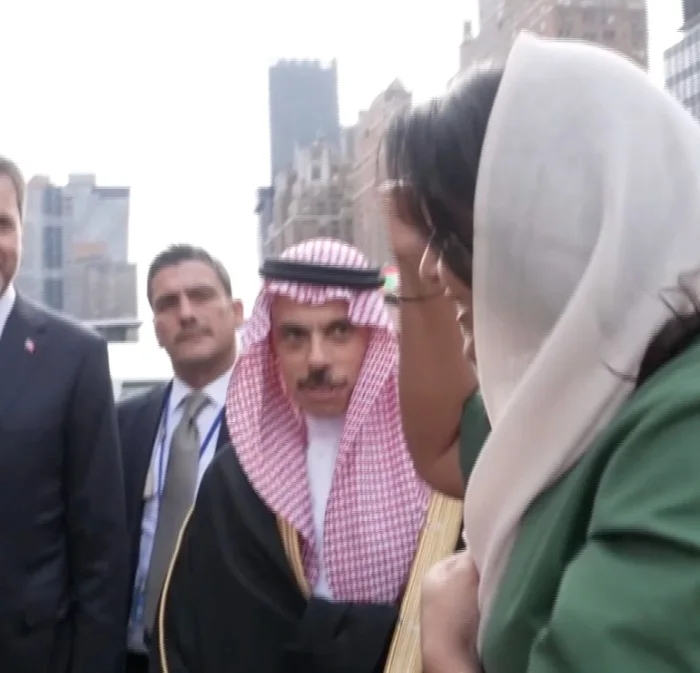 Erdoğan'dan kaldırım diplomasisi