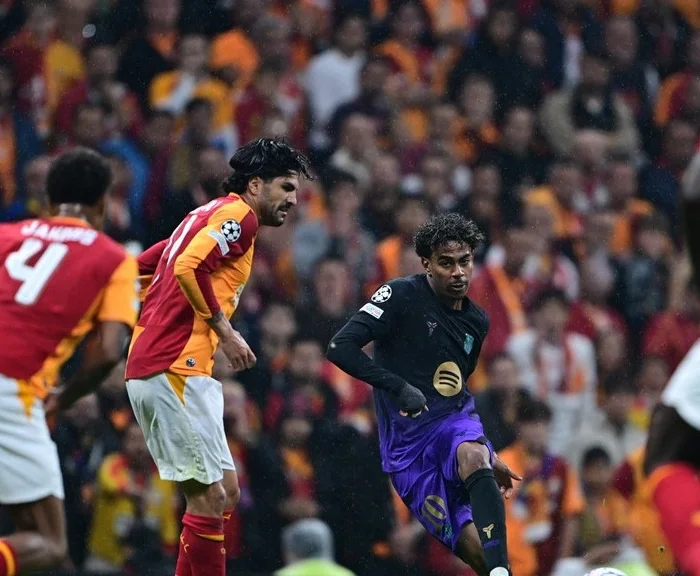 Galatasaray evinde Barcelona'ya 4-1 mağlup oldu