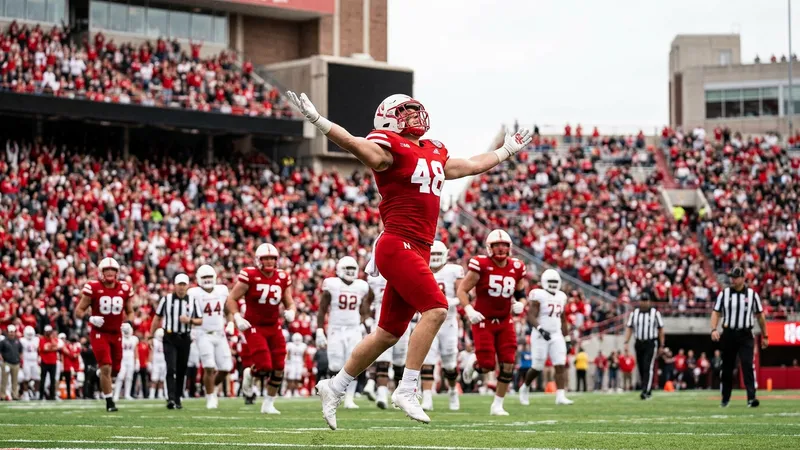 Nebraska 5-0 serisiyle Big Ten liginde dikkatleri üzerine çekti