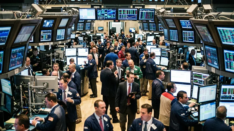 S&P 500 Hits 7,830 Record High, Defying Bond Market Rout