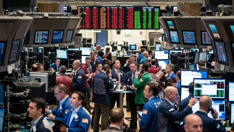 ارتفاع أسعار النفط يضع أسواق الأسهم ومسار أسعار الفائدة للاحتياطي الفيدرالي في موقف دفاعي