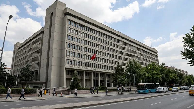 Eski SPK Başkanı Gönül Hakkında Soruşturma İzni İstendi