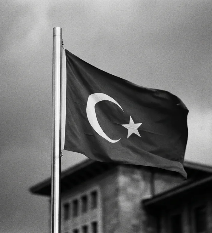 Türkiye'de En Düşük Emekli Maaşı 23.552 Liraya Yükseldi