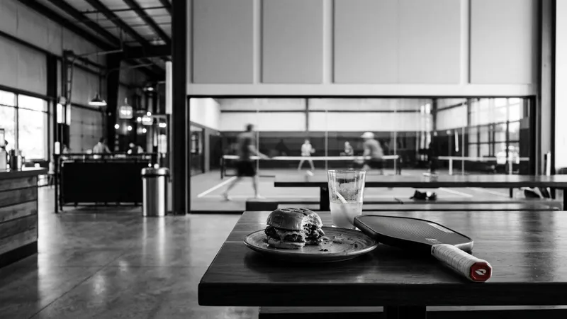 Pickleball Drives Global Eatertainment Industry Expansion