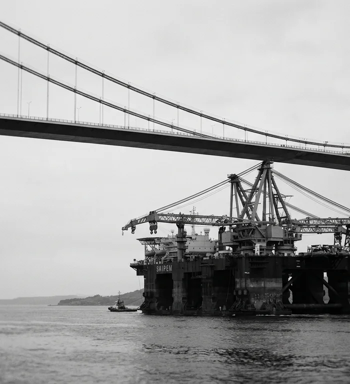 Çanakkale Boğazı Saipem 7000 geçişiyle kapandı