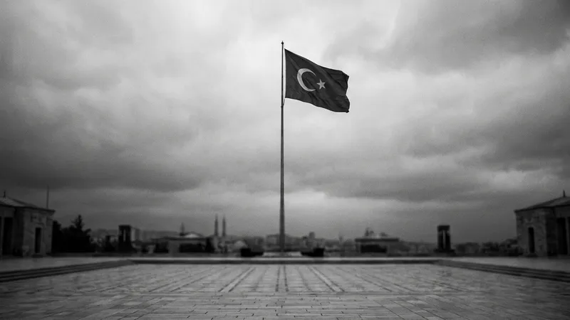 ABD'nin NATO Temsilcisi Türkiye'nin Savunma Kapasitesini Model Olarak Gösterdi
