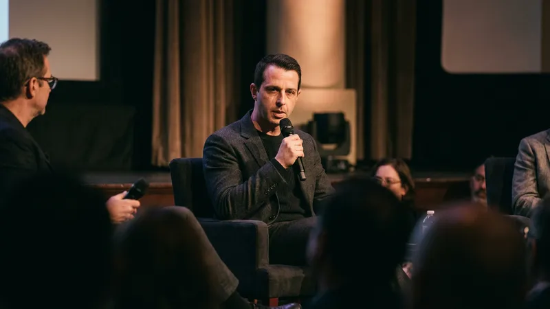 Jeremy Strong yeni Zuckerberg rolüyle sinemada zorlu sınavda