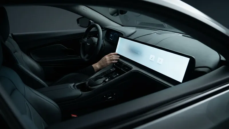 Yeni Nesil CarPlay'in Otomotiv Sektöründeki Geleceği Belirsiz