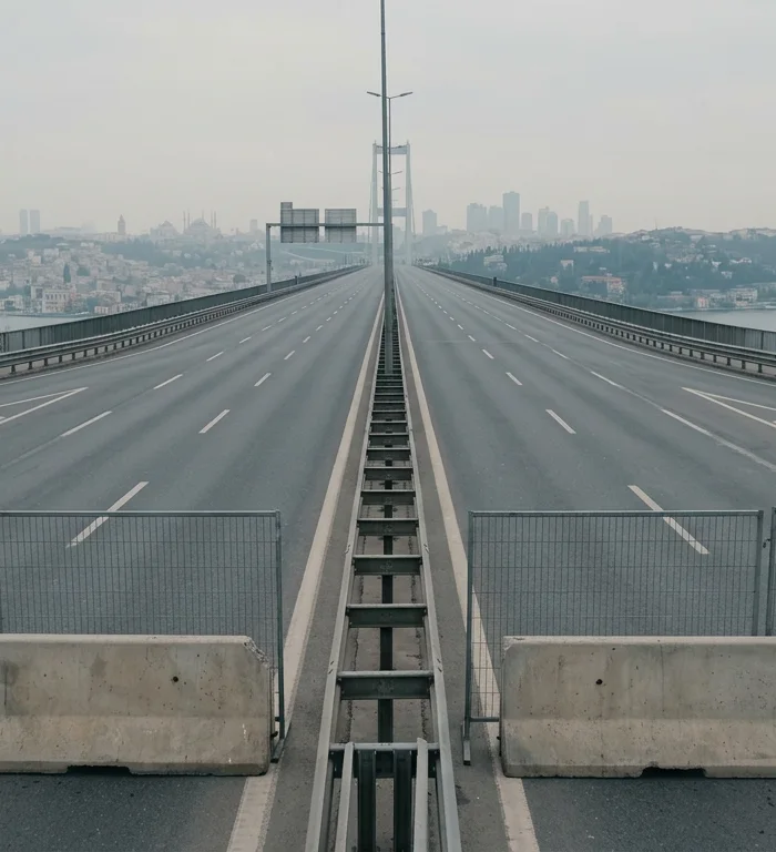 İstanbul’da etkinlikler nedeniyle bazı ana arter ve köprüler trafiğe kapatıldı