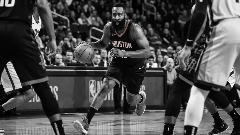 James Harden’s late surge lifts Cavaliers to 116-109 Game 3 win over Pistons
