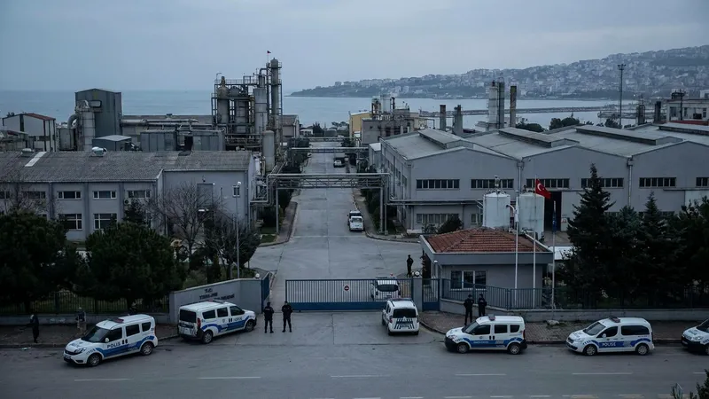 Tekirdağ'da Uyuşturucu Operasyonu: 20 Gözaltı