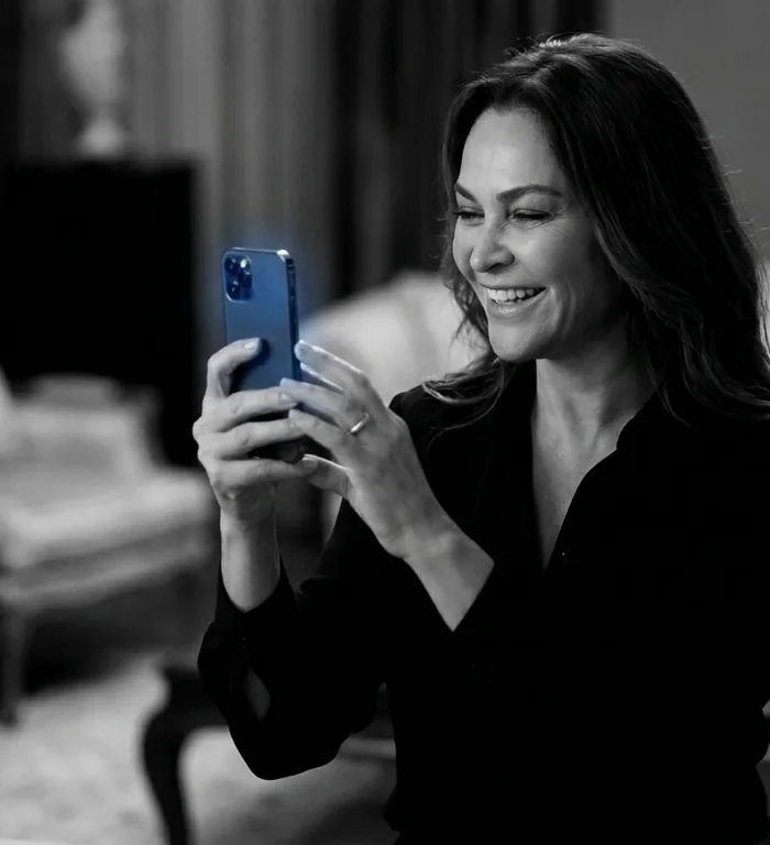 Hülya Avşar, Sarıkaya ve Demir’in viral dansını videoyla taklit etti