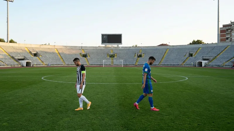 Beşiktaş, Rizespor ile berabere kaldı