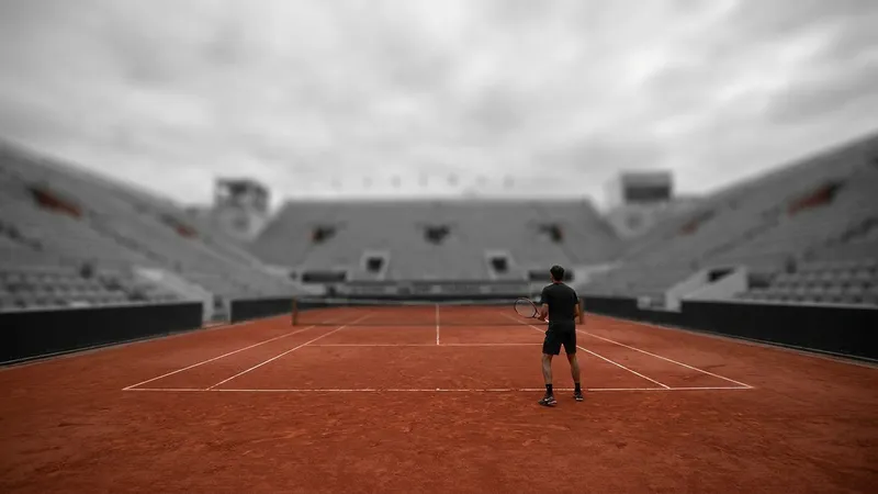 Fransa Açık'ta Zverev ve Andreeva Çeyrek Finale Yükseldi