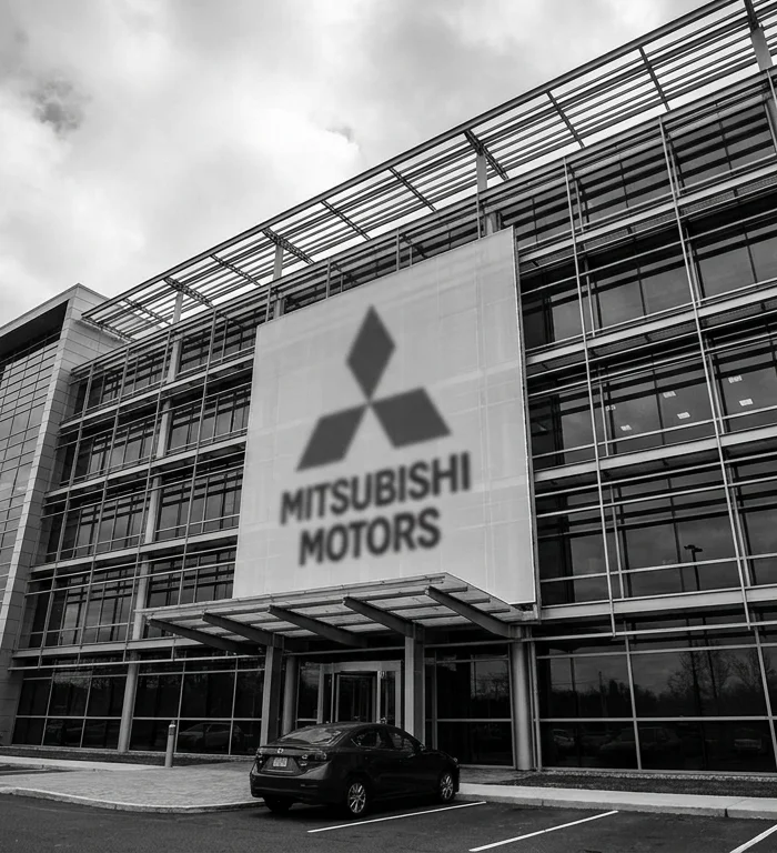 Mitsubishi Pajero 2 Eylül 2026'da geri dönüyor