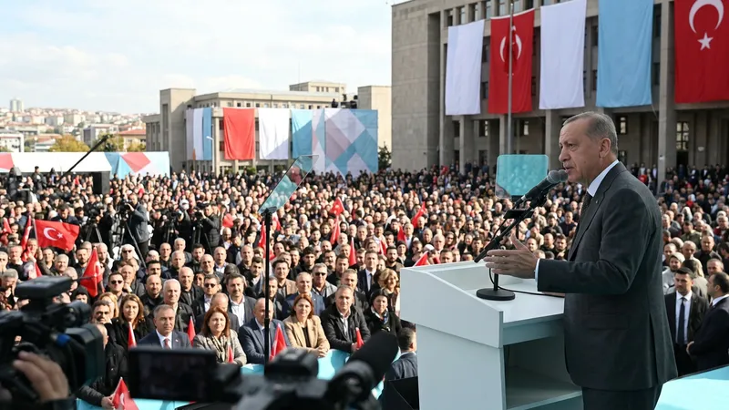 Cumhurbaşkanı Erdoğan'dan Fon Soruşturması ve Ekonomi Mesajı