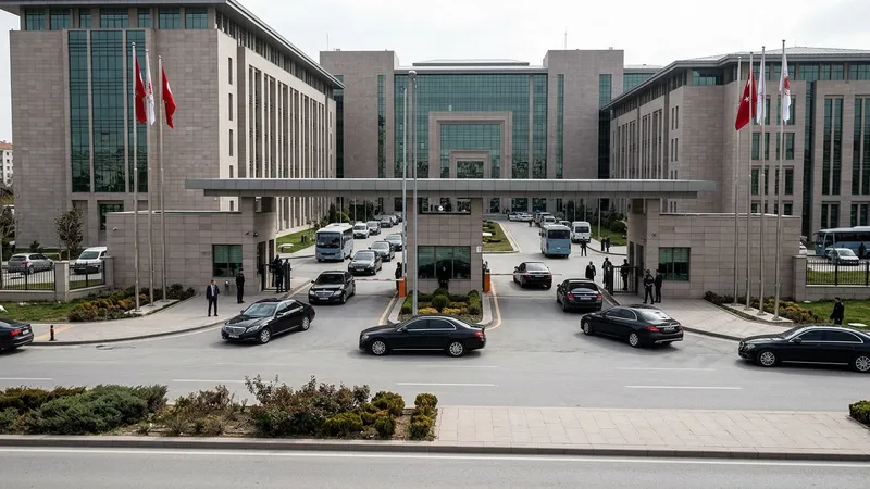 Fon soruşturmasında 5. dalga: 34 kişiye gözaltı kararı, mal varlıkları TMSF'ye aktarılacak