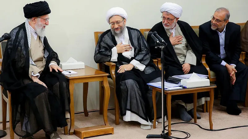 İran'ın Yeni Lideri Mojtaba Hamenei Oldu