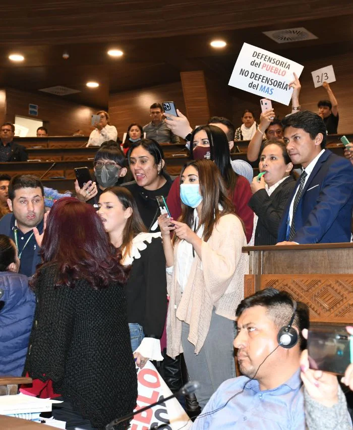 Özgür Özel'den Yavaş savunması: Gökçek yargılanmadan olmaz